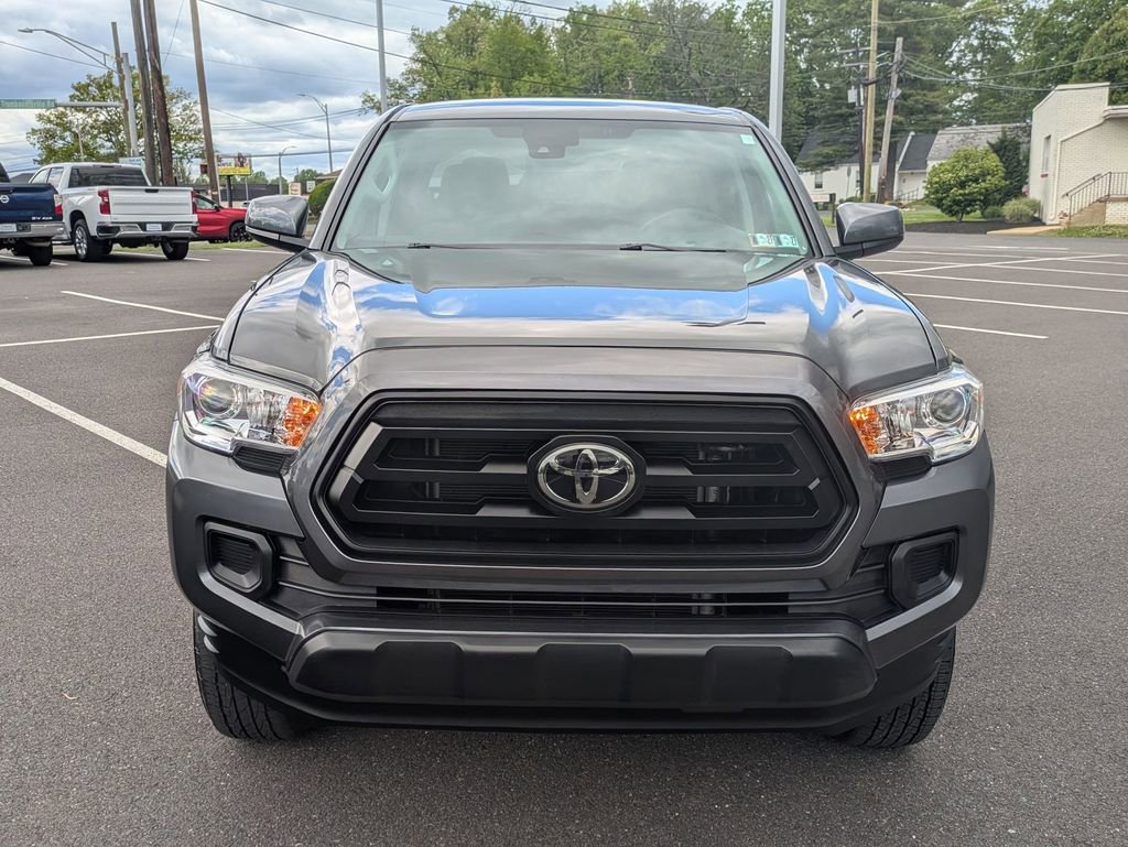 Used 2023 Toyota Tacoma SR AWD/4WD image 2