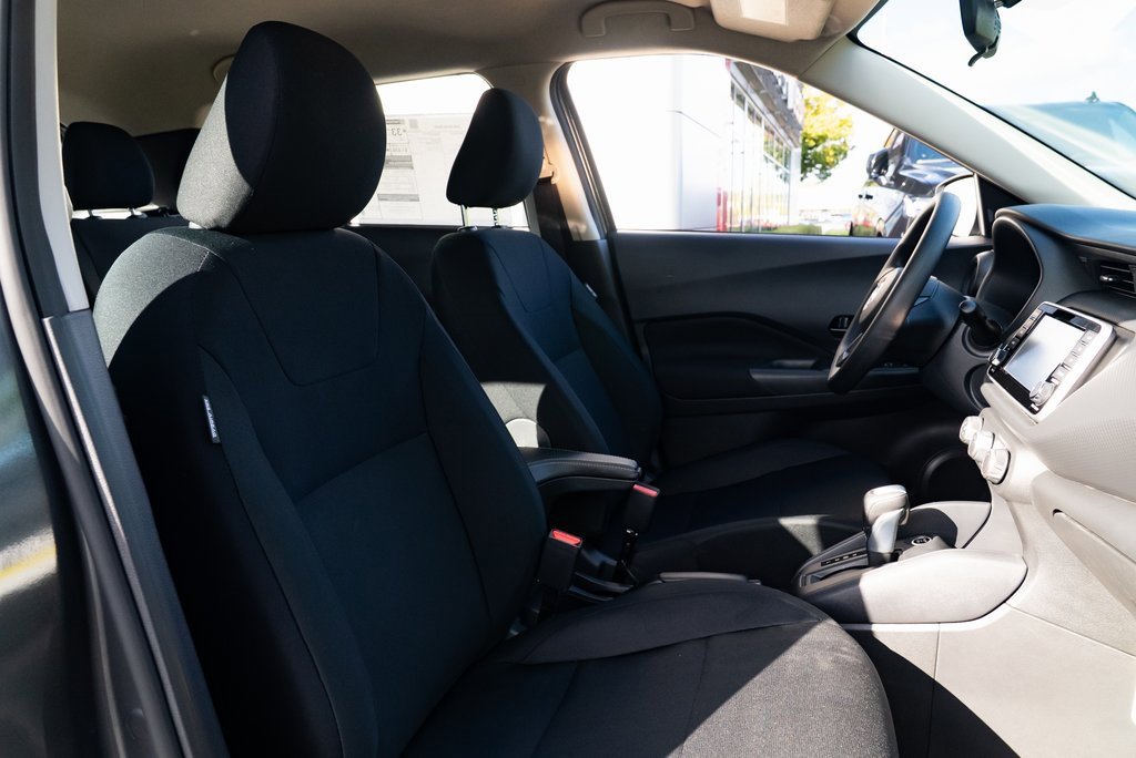 New 2025 Nissan Kicks Play S image 24