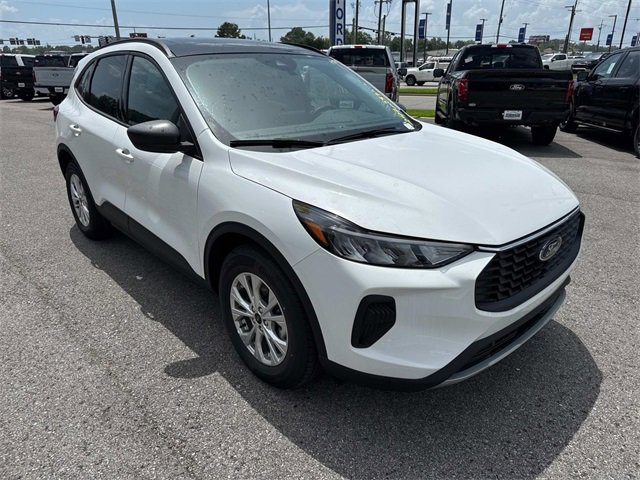 New 2025 Ford Escape Active image 3