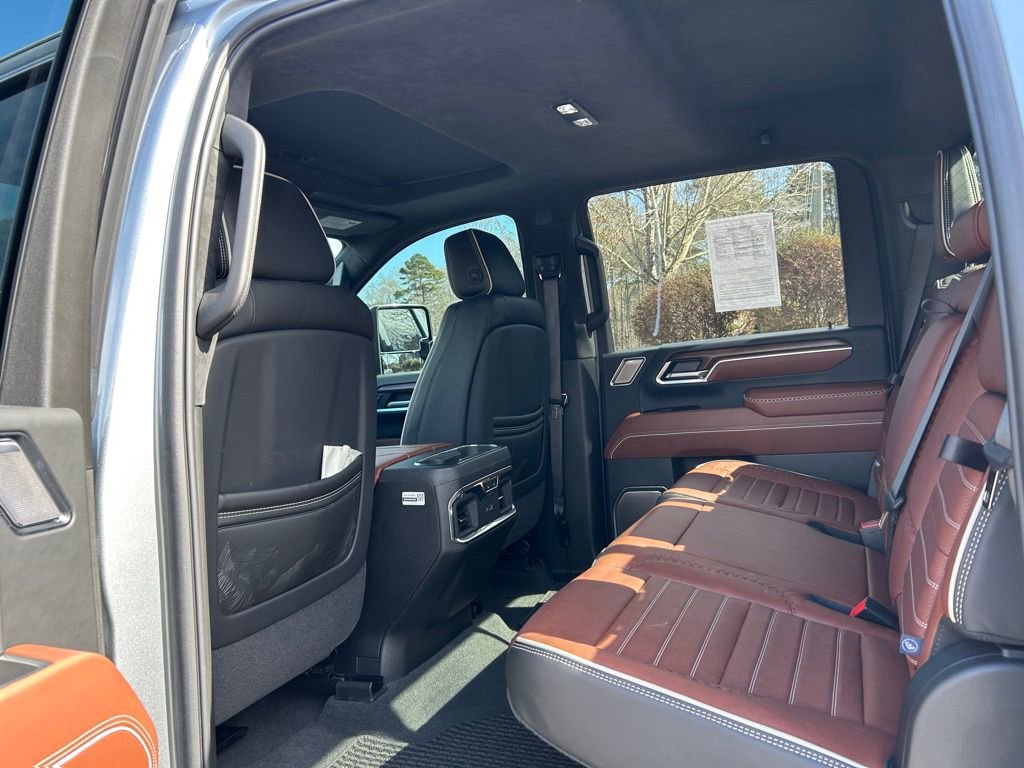 Certified 2025 GMC Sierra 2500 Denali Ultimate AWD/4WD image 49