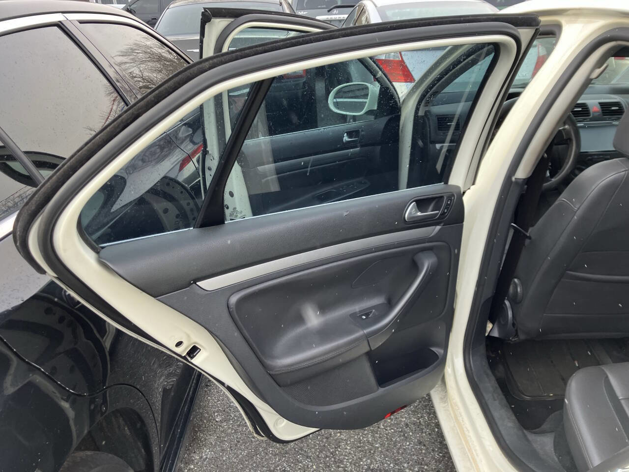 Used 2008 Volkswagen Jetta SE image 13