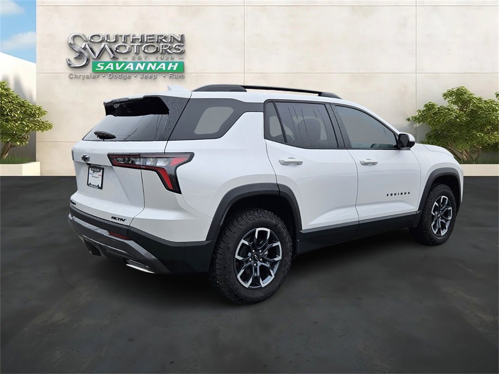 Used 2025 Chevrolet Equinox ACTIV w/ Safety and Technology Package image 5