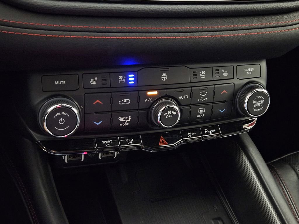 Used 2023 Dodge Durango R/T AWD/4WD image 16