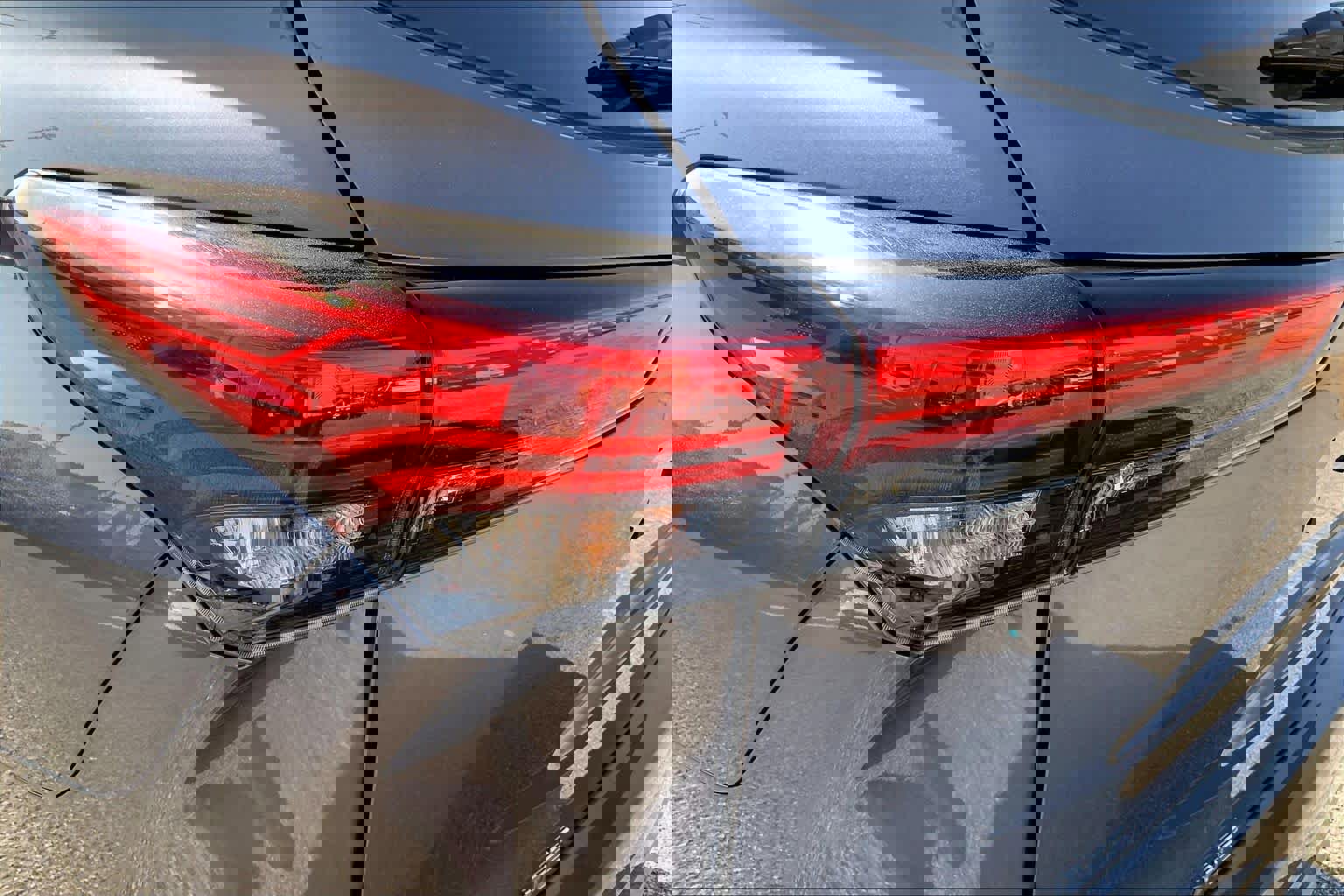 Used 2023 Toyota Highlander Limited image 27