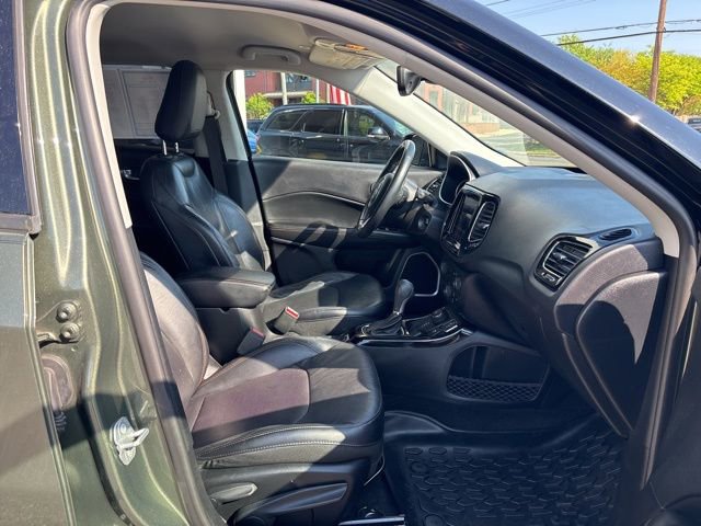 Used 2017 Jeep Compass Limited AWD/4WD image 36