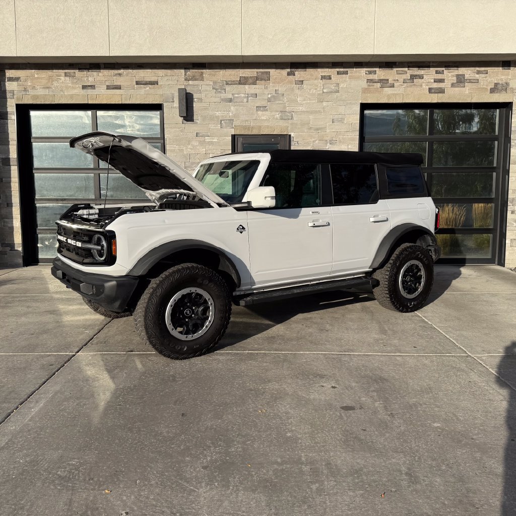 Used 2023 Ford Bronco Outer Banks w/ Sasquatch Package AWD/4WD image 24