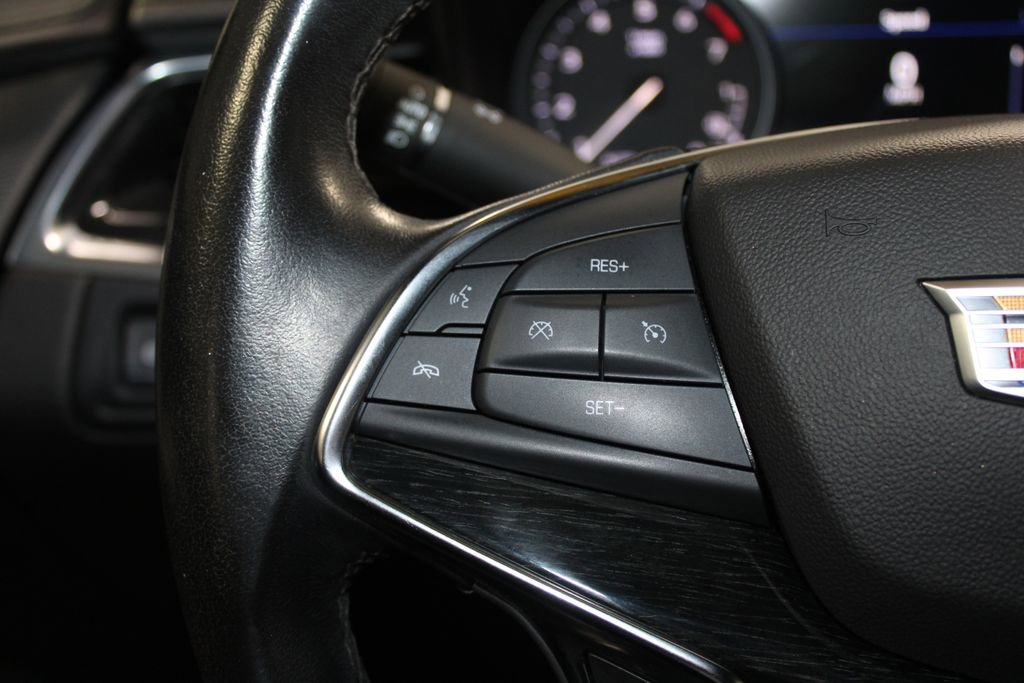 Used 2022 Cadillac XT5 Premium Luxury w/ Technology Package image 37