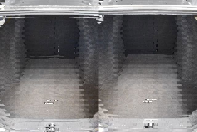 Used 2025 Nissan Versa SV FWD image 16