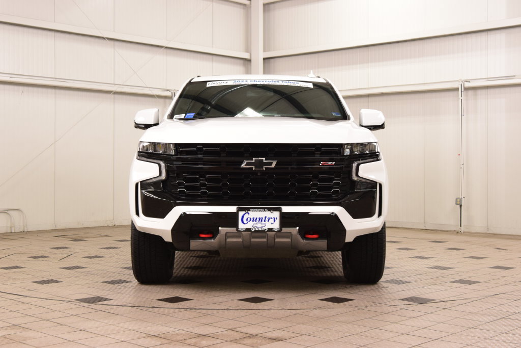 Used 2023 Chevrolet Tahoe Z71 w/ Luxury Package AWD/4WD image 2