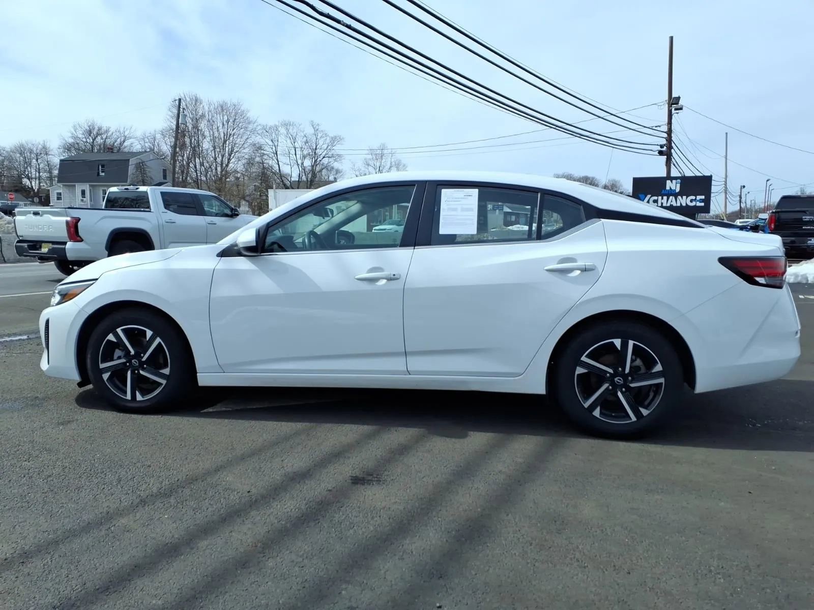 Used 2024 Nissan Sentra SV FWD image 6