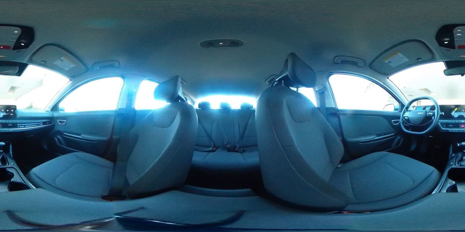 Used 2025 Kia K4 LXS image 43