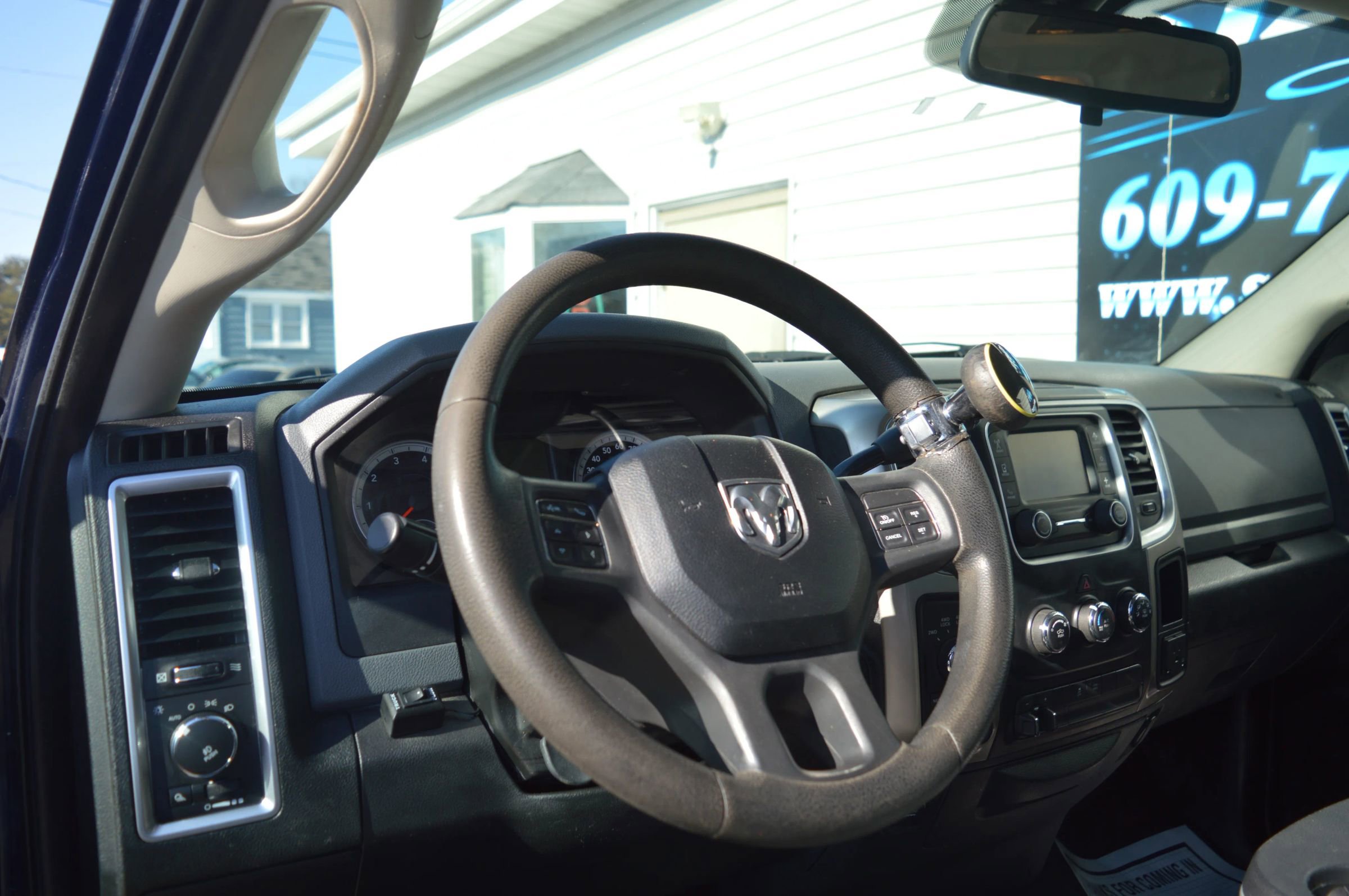 Used 2014 RAM 2500 SLT w/ Popular Equipment Group image 17