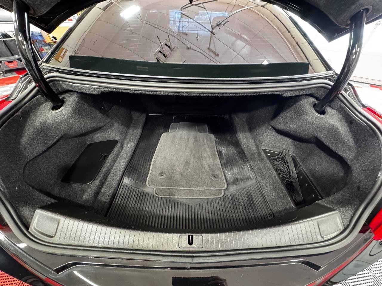 Used 2018 Cadillac CTS V w/ Luxury Package image 11