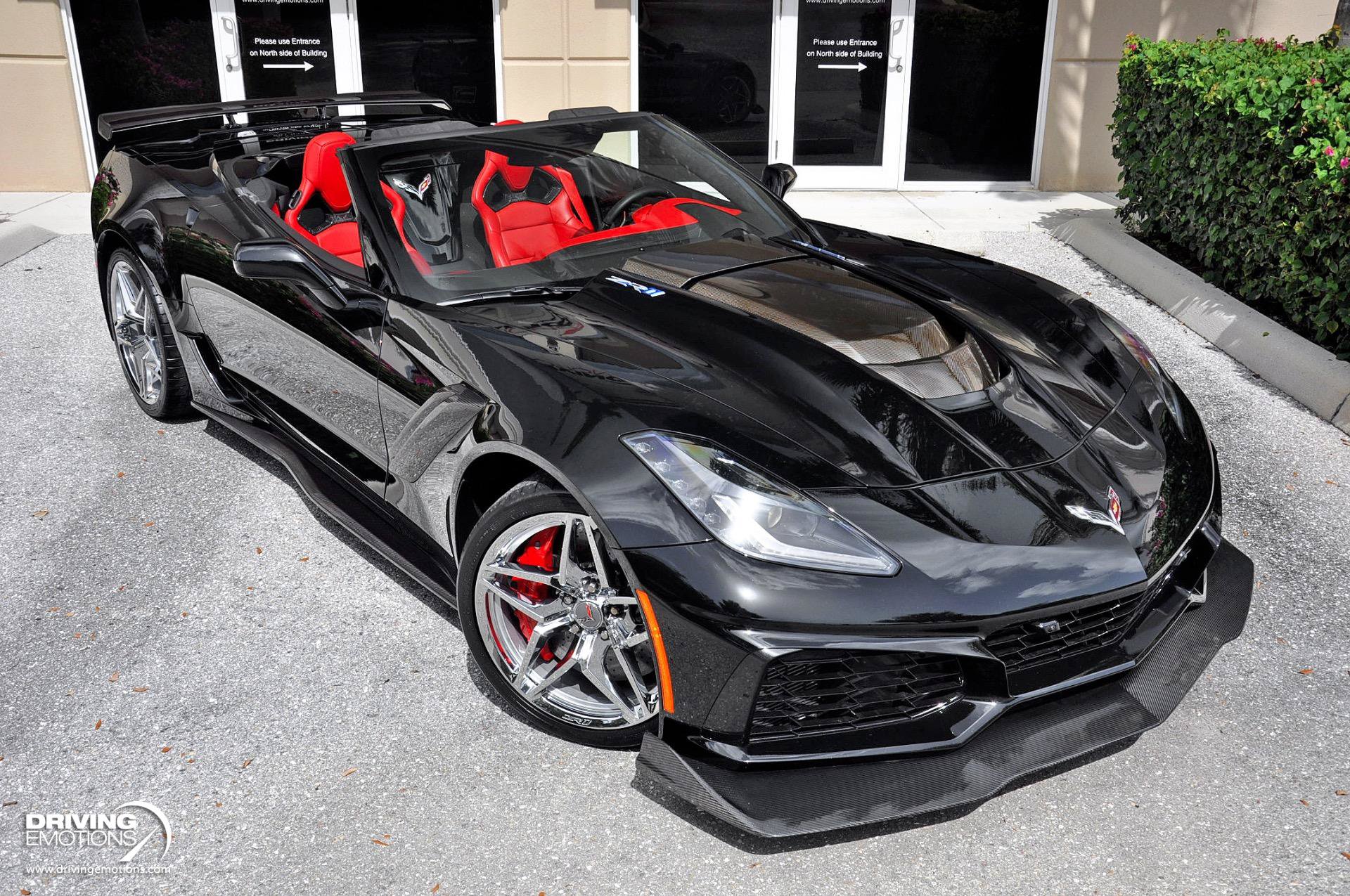 Used 2019 Chevrolet Corvette ZR1 RWD image 2