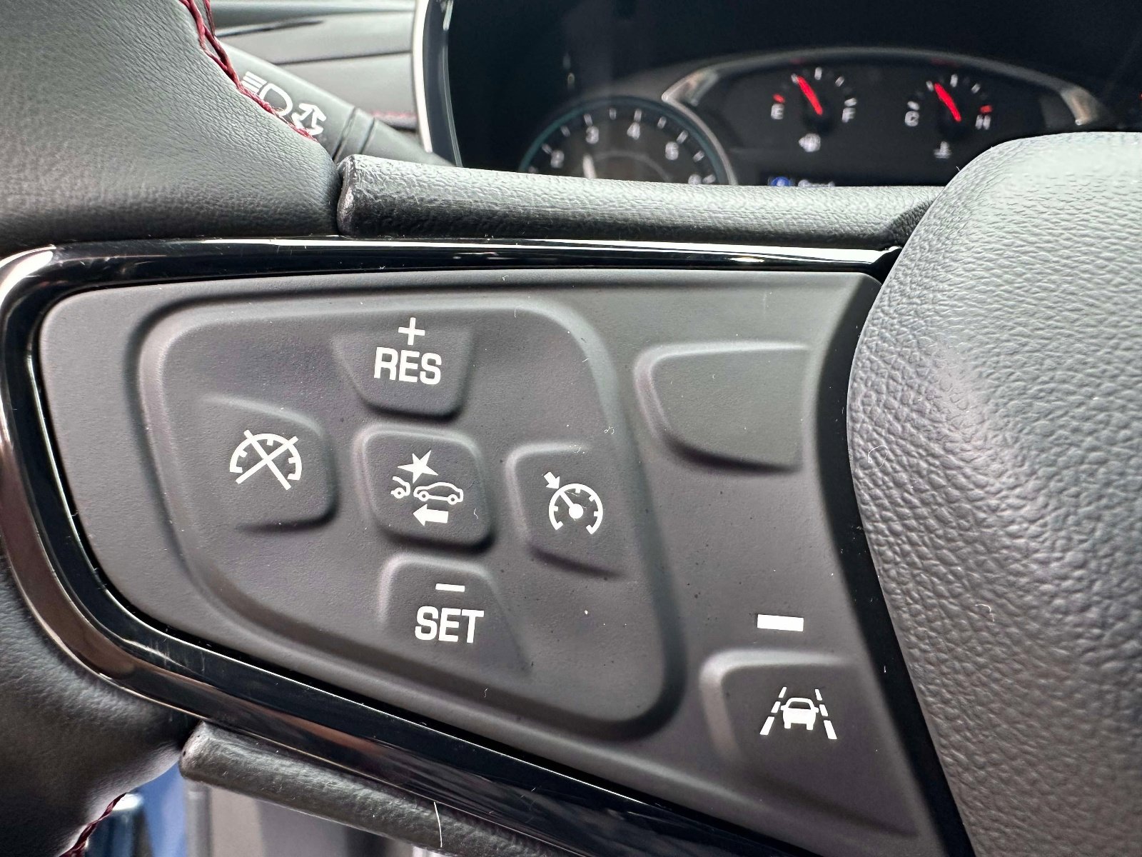 Certified 2024 Chevrolet Equinox RS image 18