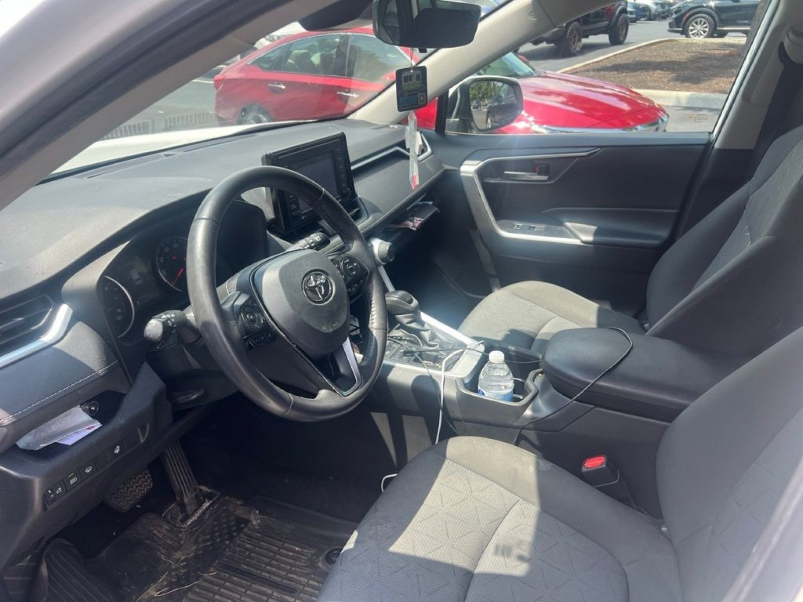 Used 2022 Toyota RAV4 XLE w/ XLE Grade Weather Package AWD/4WD image 7