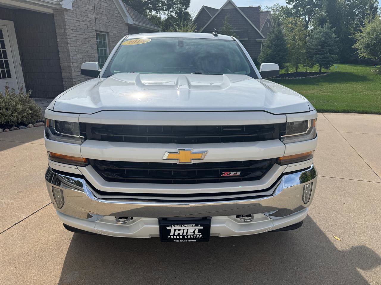 Used 2018 Chevrolet Silverado 1500 LT w/ All Star Edition AWD/4WD image 9