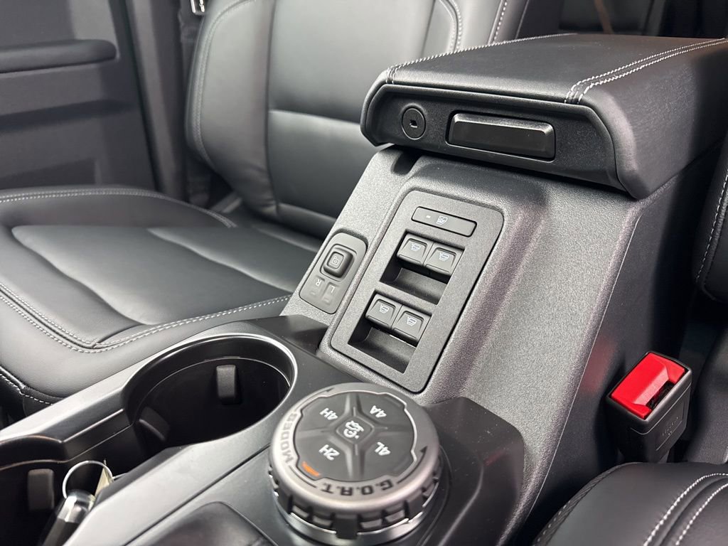 New 2025 Ford Bronco Outer Banks w/ Sasquatch Package image 15