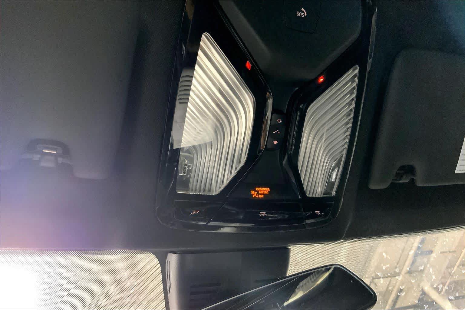 Used 2020 BMW 330i xDrive Sedan w/ Convenience Package AWD/4WD image 34