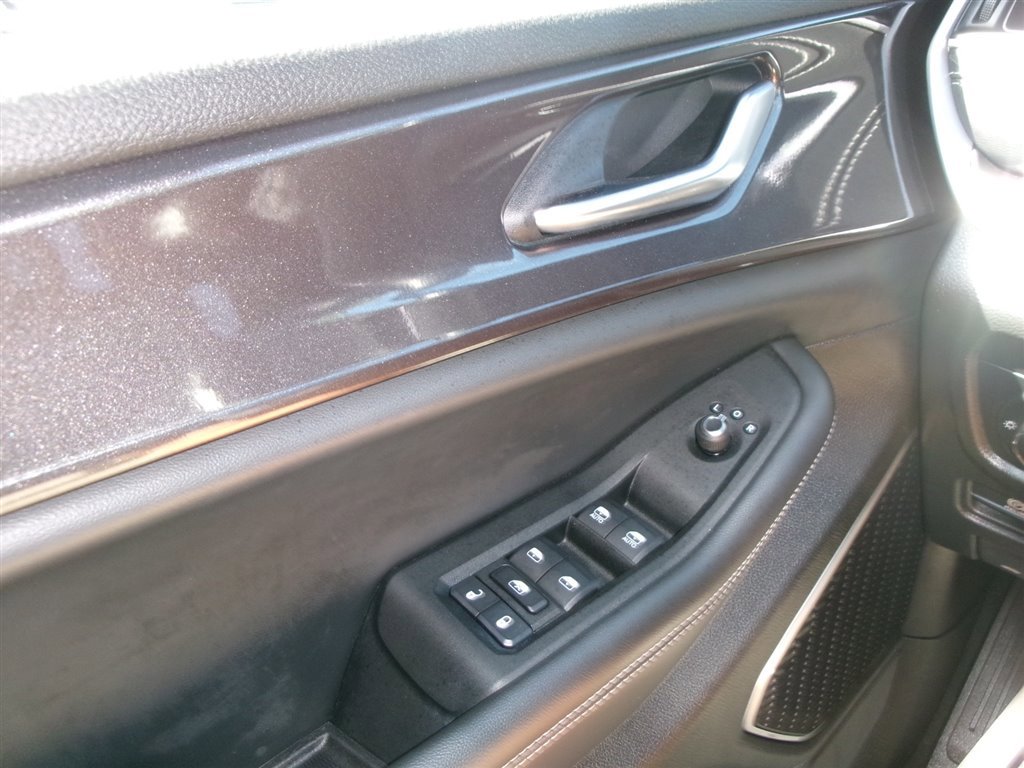 Used 2022 Jeep Grand Cherokee Laredo w/ Luxury Tech Group I image 23