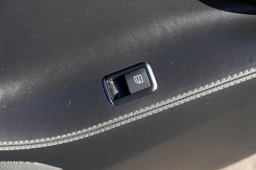 Used 2017 Tesla Model S 75D image 37