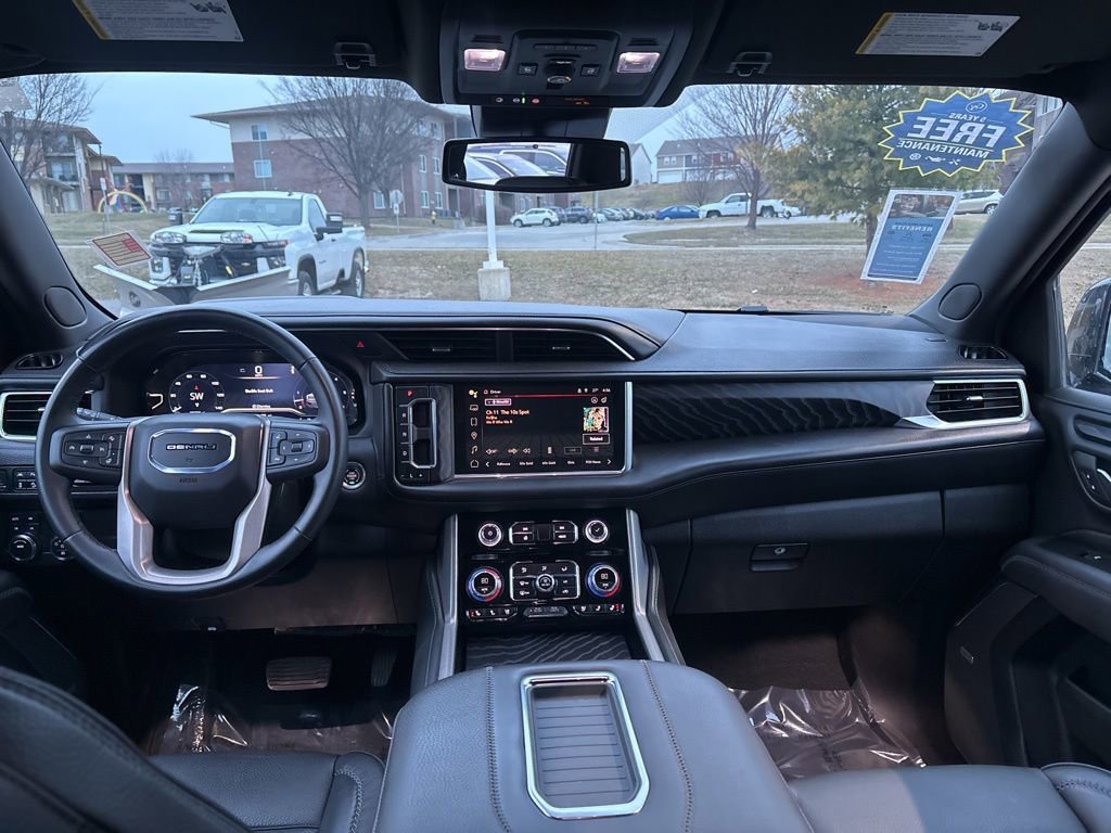 Used 2024 GMC Yukon Denali AWD/4WD image 42