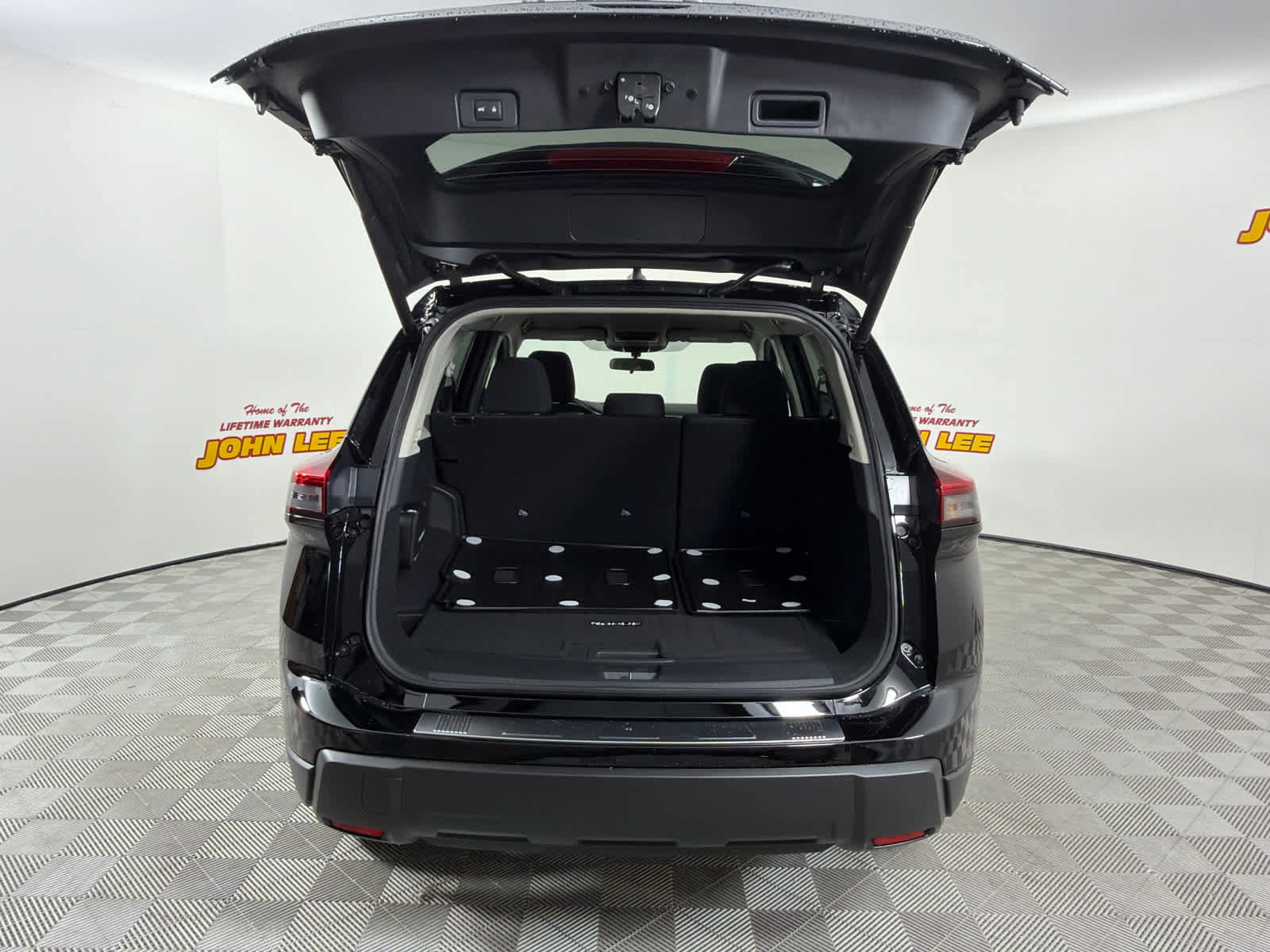 New 2026 Nissan Rogue SV FWD image 5