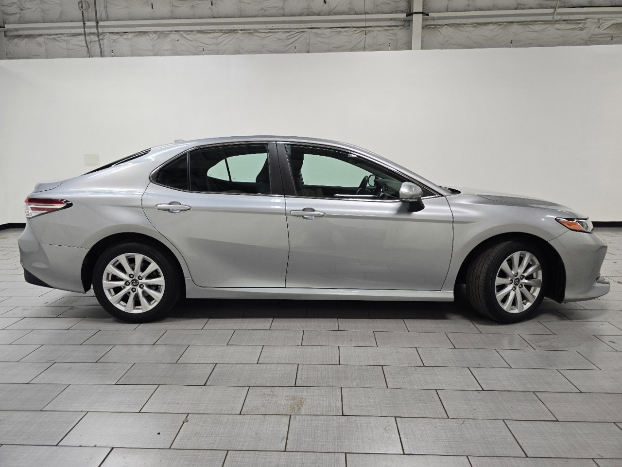 Certified 2019 Toyota Camry LE w/ Convenience Package image 14