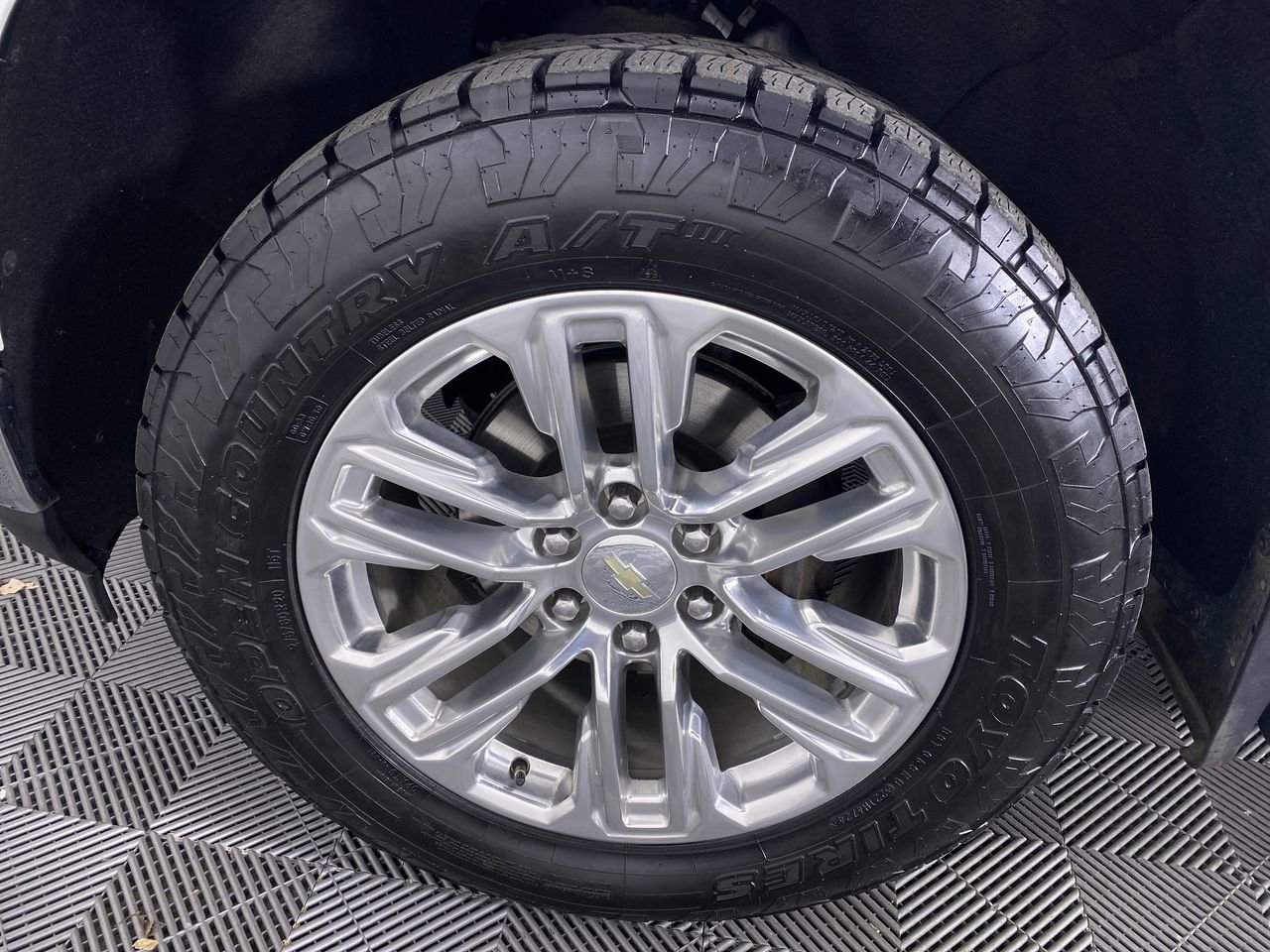 Certified 2019 Chevrolet Silverado 1500 LTZ w/ LTZ Premium Package AWD/4WD image 34