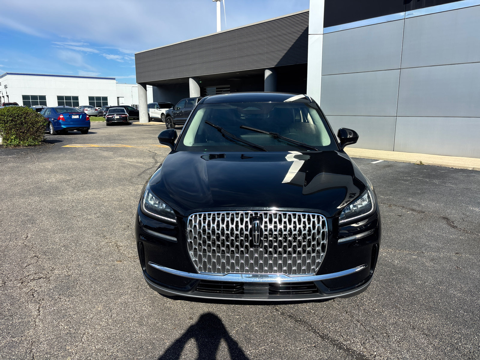 Certified 2023 Lincoln Corsair AWD image 2
