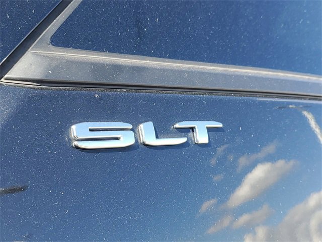 Used 2024 GMC Terrain SLT image 6