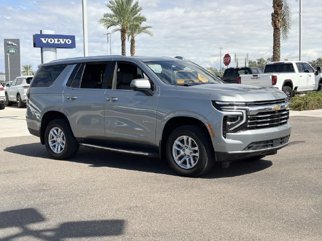 Used 2025 Chevrolet Tahoe LT w/ Comfort Package AWD/4WD image 4