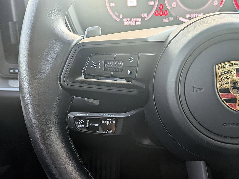 Used 2024 Porsche Cayenne image 14