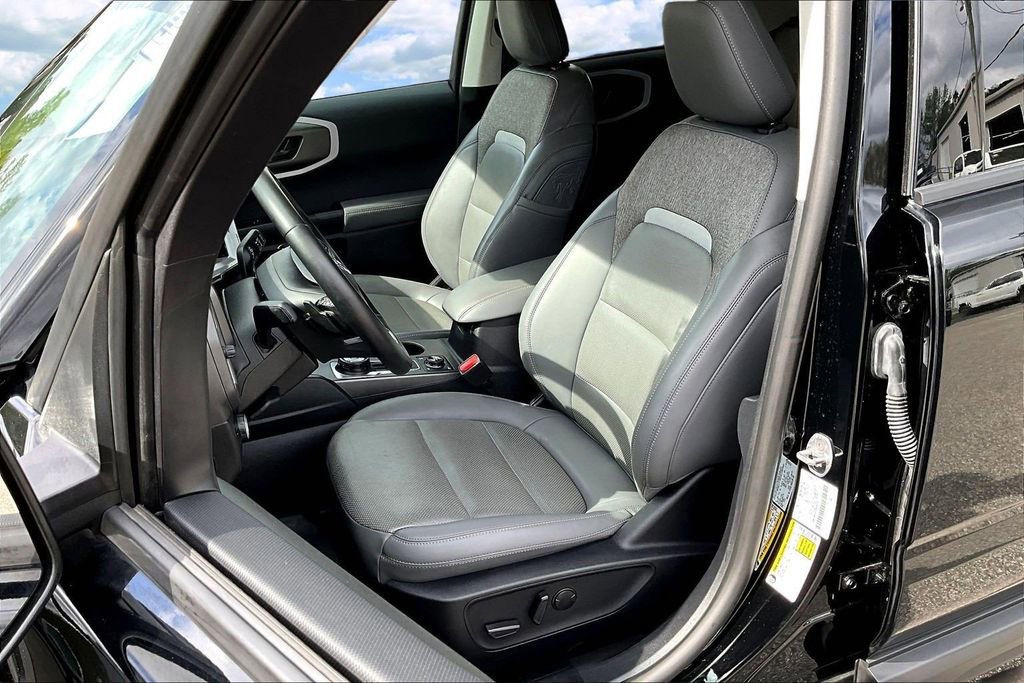 Used 2025 Ford Bronco Sport Badlands image 23
