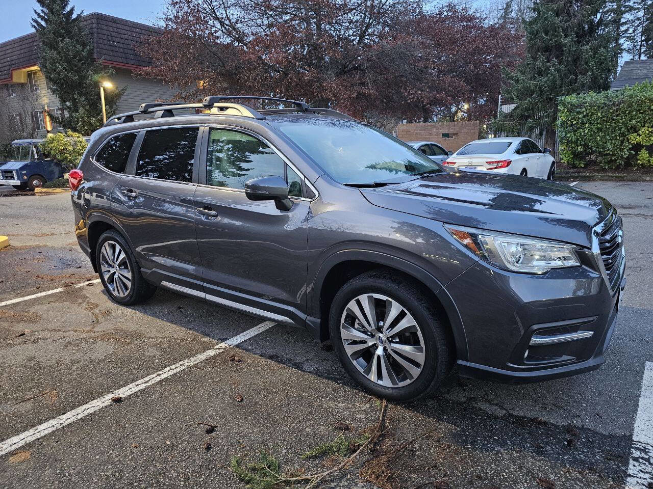 Used 2019 Subaru Ascent Limited w/ Popular Package #2 image 4