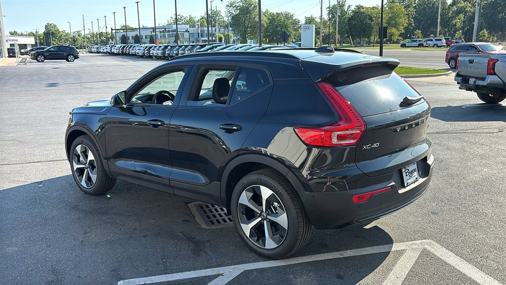 New 2026 Volvo XC40 B5 Plus w/ Protection Package Premier AWD/4WD image 4