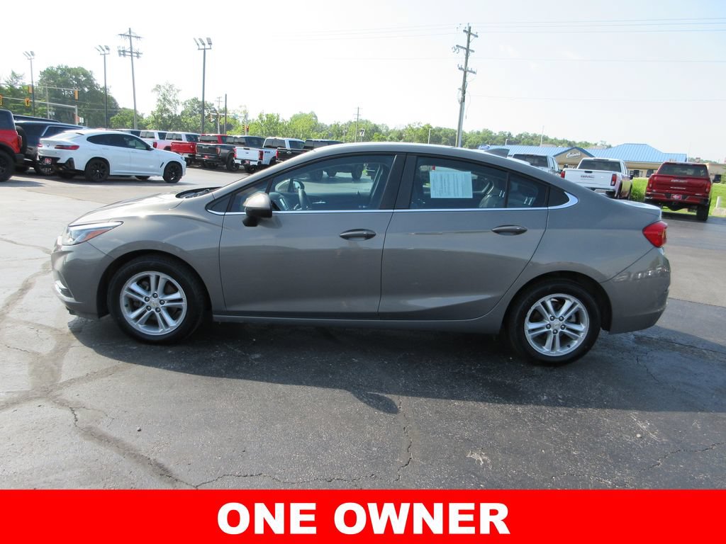 Certified 2017 Chevrolet Cruze LT w/ Convenience Package FWD image 10