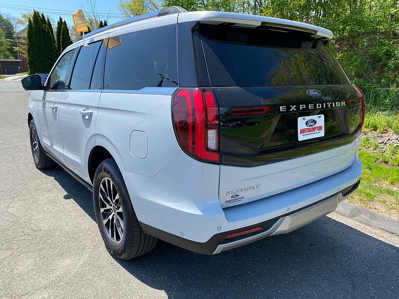 Certified 2025 Ford Expedition Platinum AWD/4WD image 6