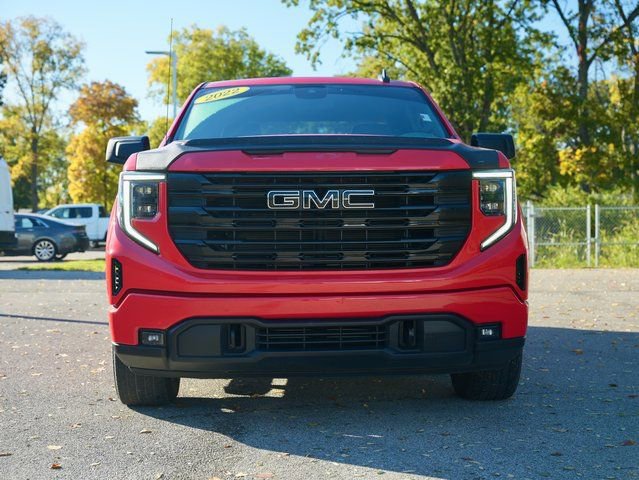 Used 2022 GMC Sierra 1500 Elevation w/ LPO, Elevation Black Package image 3