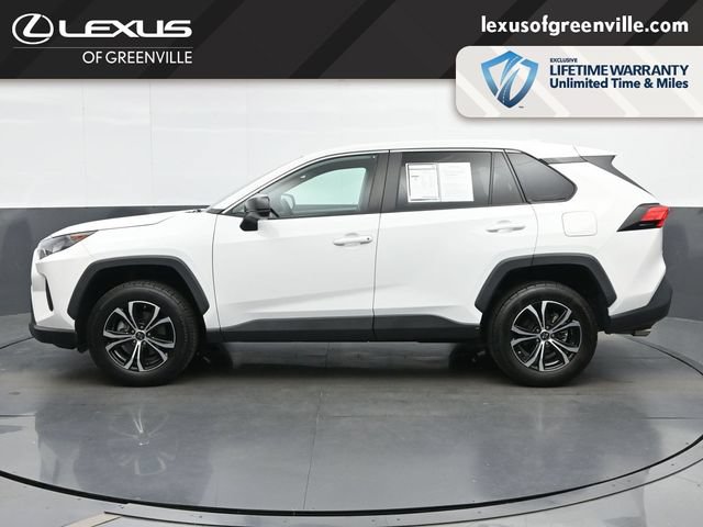 Used 2022 Toyota RAV4 LE FWD image 5