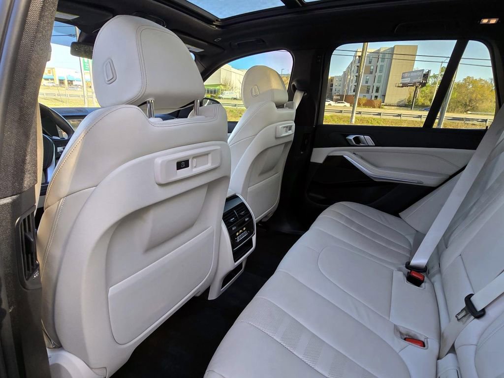 Used 2021 BMW X5 sDrive40i w/ Premium Package 3 image 30