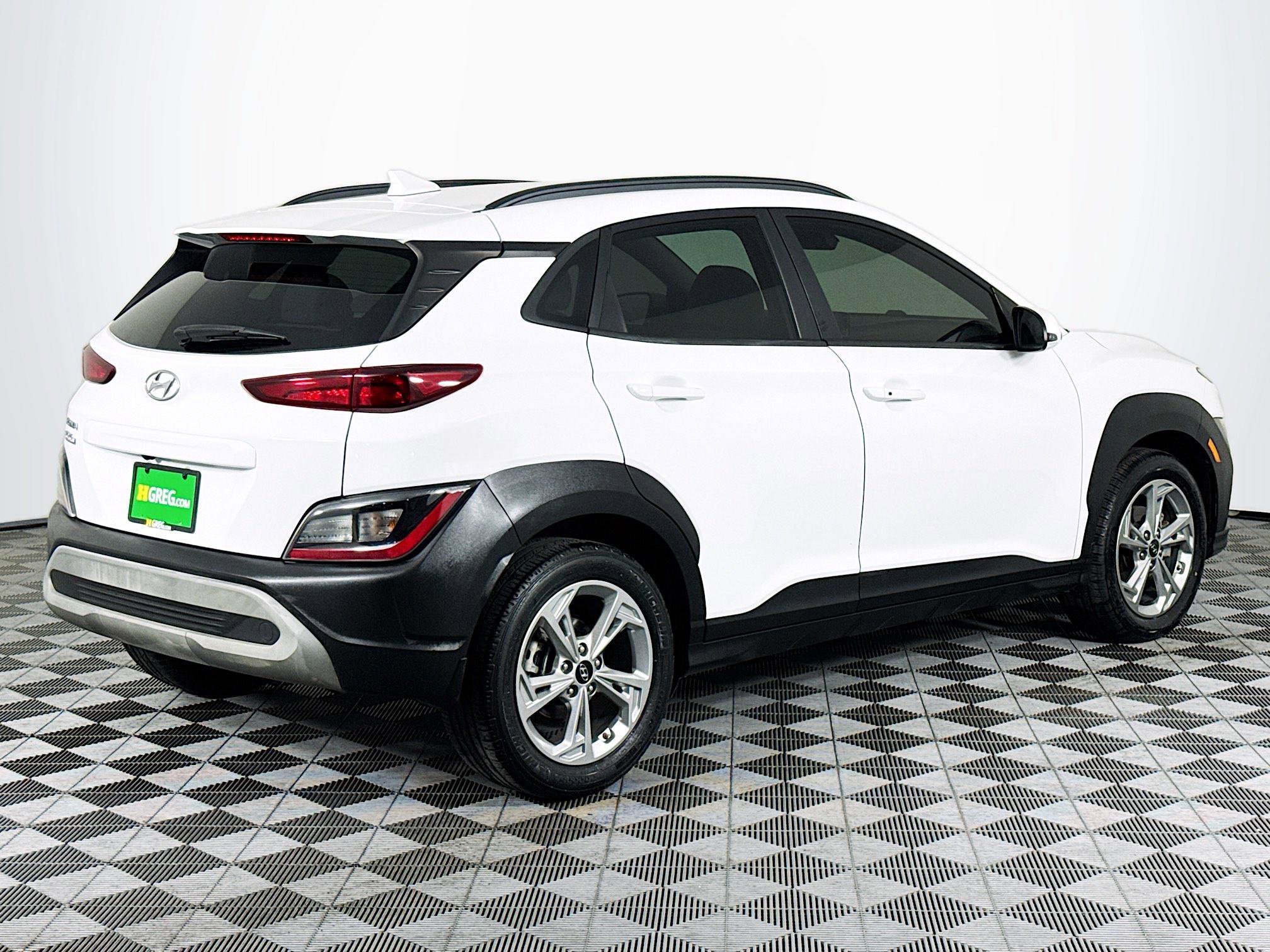 Used 2022 Hyundai Kona SEL image 10