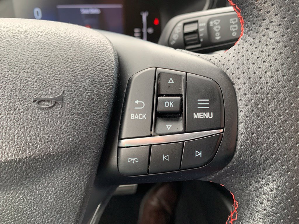 Certified 2023 Ford Escape ST-Line w/ Tech Pack #1 AWD/4WD image 40