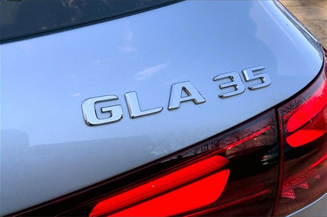 Used 2025 Mercedes-Benz GLA 35 AMG 4MATIC image 8