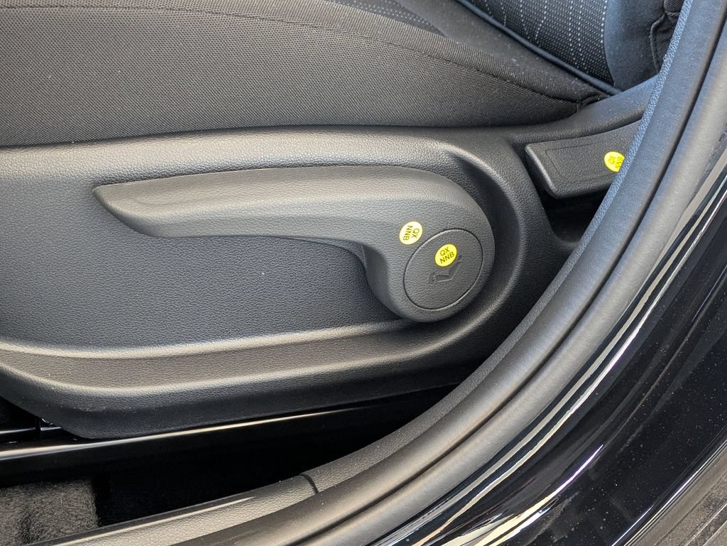 New 2026 Hyundai Venue SE FWD image 17