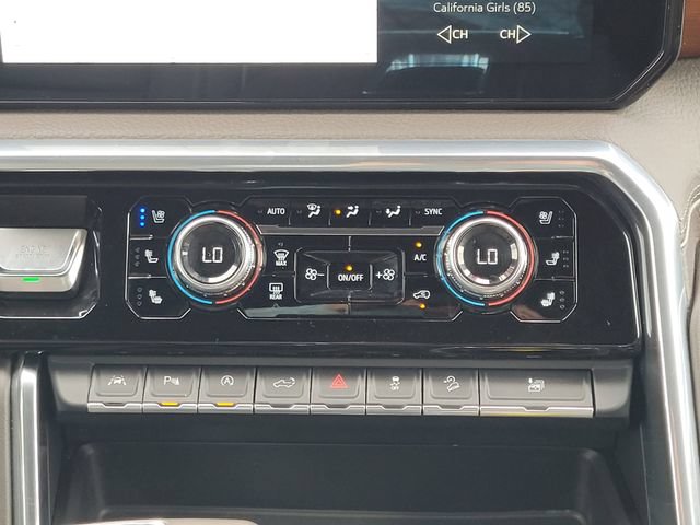 Used 2022 GMC Sierra 1500 Denali w/ Denali Reserve Package AWD/4WD image 18