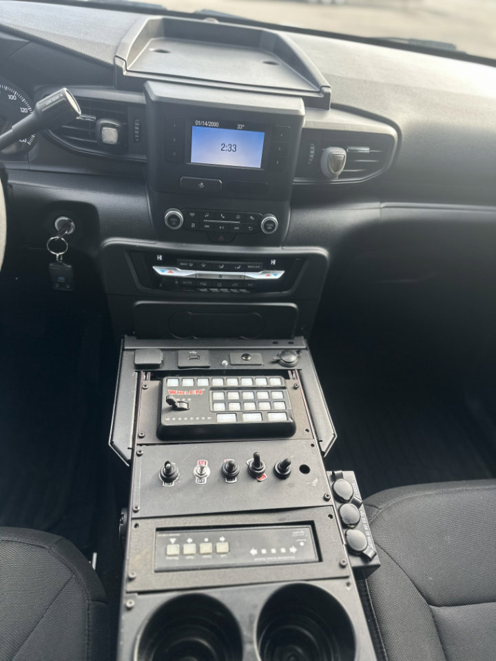 Used 2020 Ford Explorer 4WD Police Interceptor w/ Ultimate Wiring Package image 18