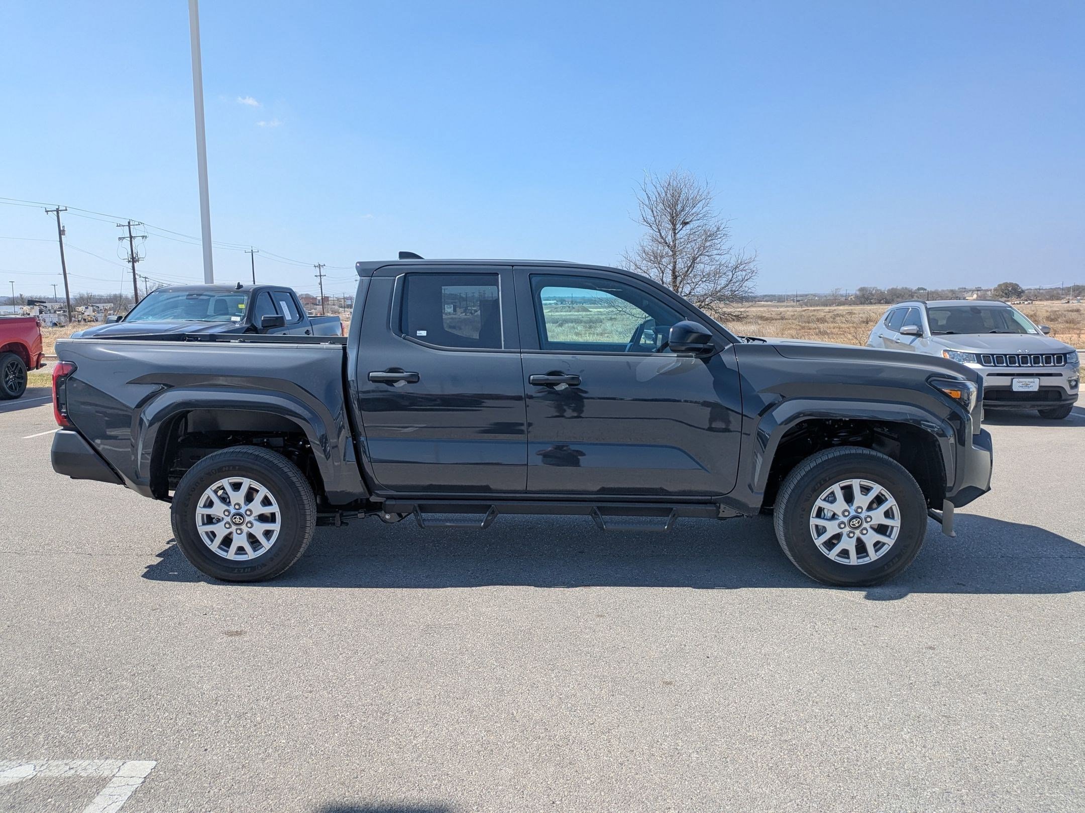Used 2026 Toyota Tacoma SR image 2