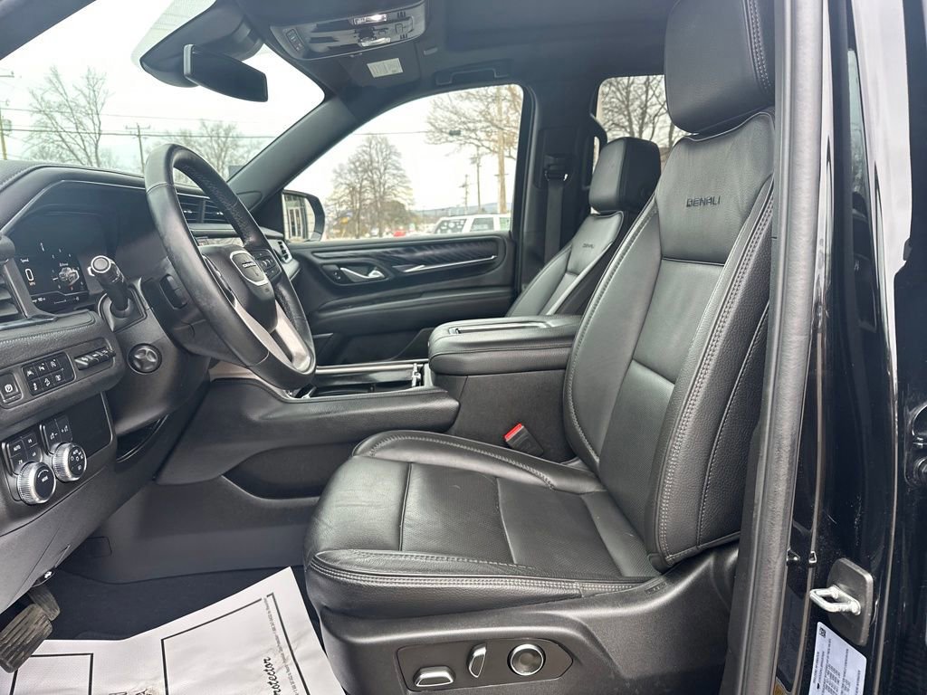 Used 2024 GMC Yukon Denali image 10
