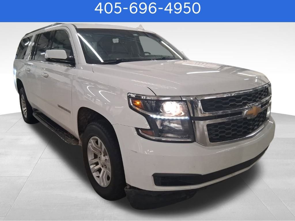 Used 2019 Chevrolet Suburban LT image 2